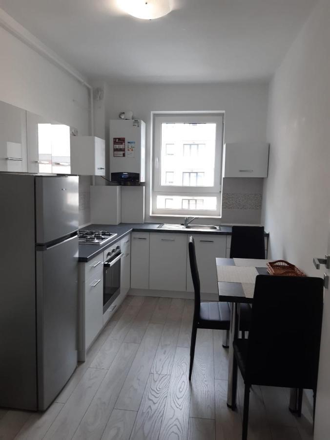 Flor Apartaments Târgu-Mureş Exteriör bild