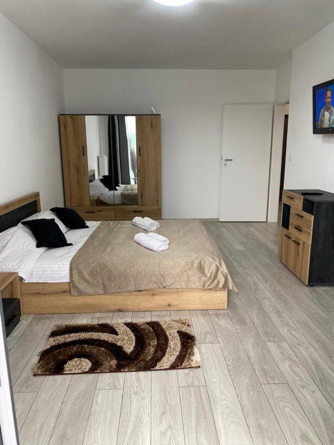 Flor Apartaments Târgu-Mureş Exteriör bild